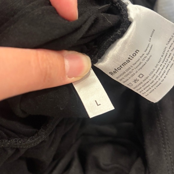 Reformation Sabine ruched black off the shoulder dress - Picture 4 of 4